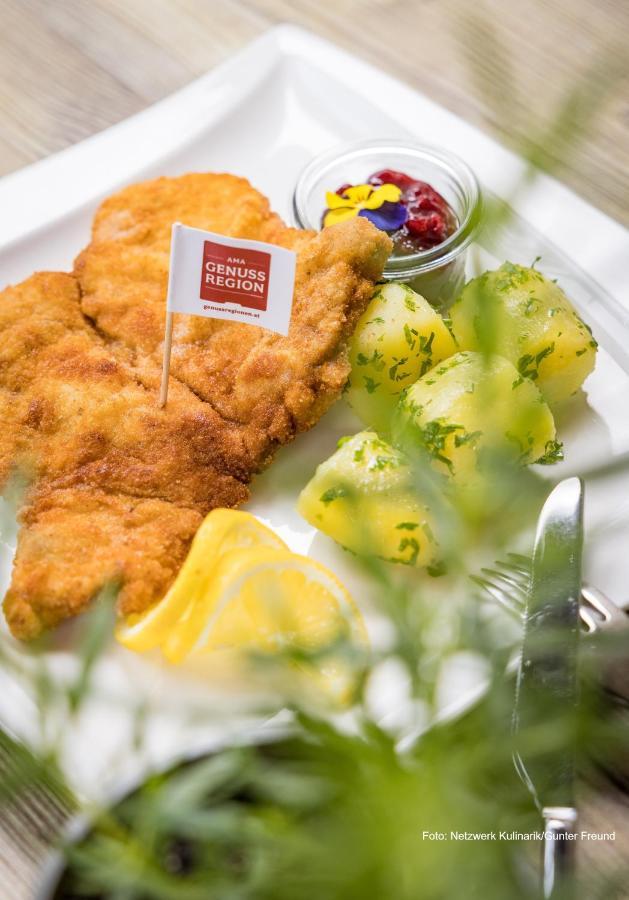 Restaurant - Cafe - Pension Hassler Berg im Drautal Dış mekan fotoğraf