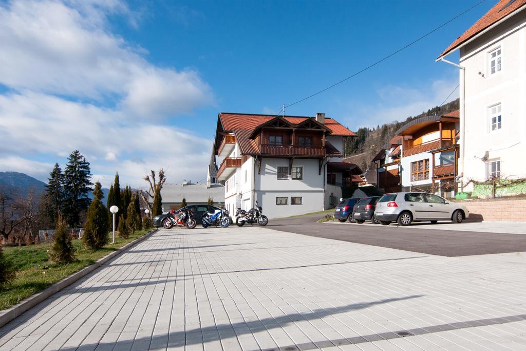 Restaurant - Cafe - Pension Hassler Berg im Drautal Dış mekan fotoğraf