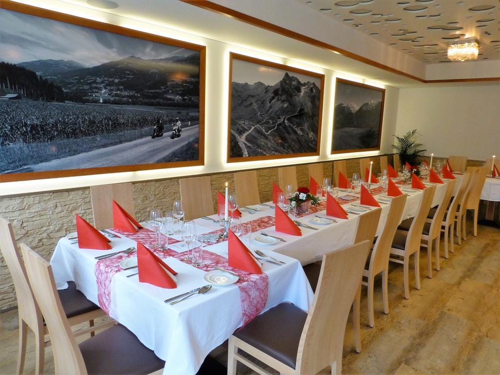 Restaurant - Cafe - Pension Hassler Berg im Drautal Dış mekan fotoğraf